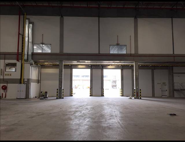 4,167M² FACTORY TO LET IN AIRPORT INDUSTRIA